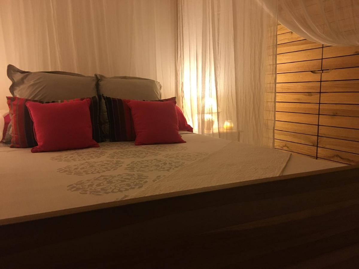 Au Bel'Vue Chez Sandrine "Gite & Chambre D'Hotes" เลอ มูเล่ ภายนอก รูปภาพ
